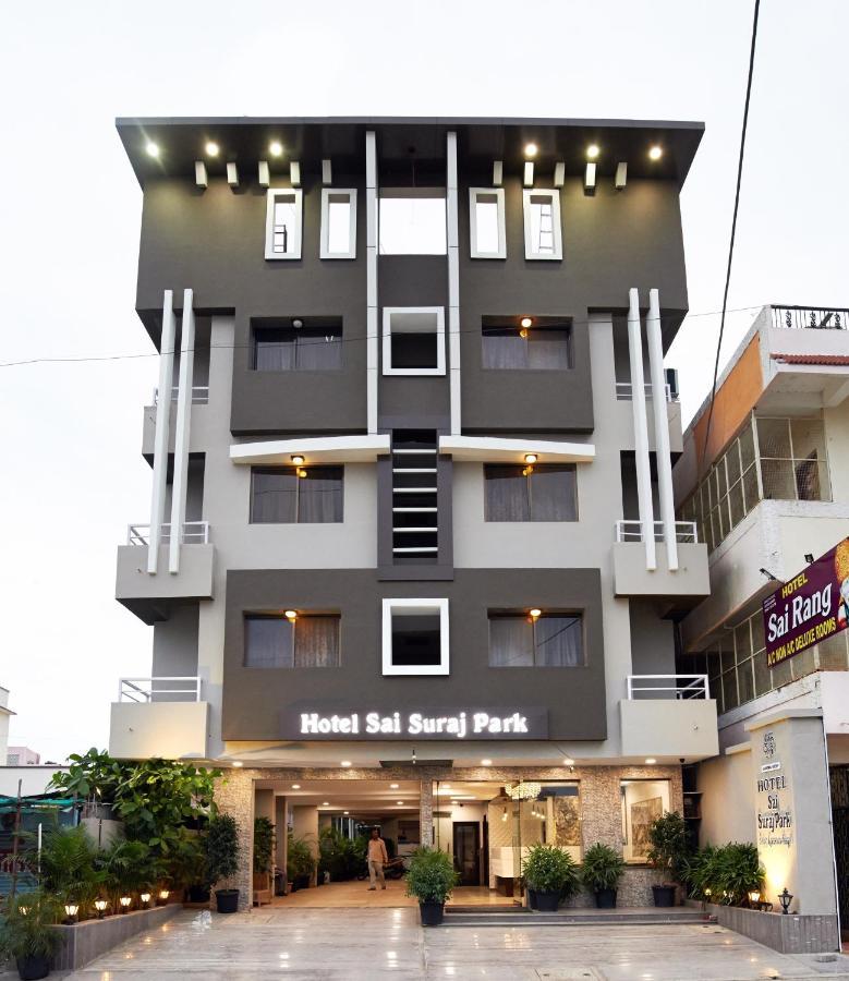 Hotel Sai Suraj Park Shirdi Bagian luar foto