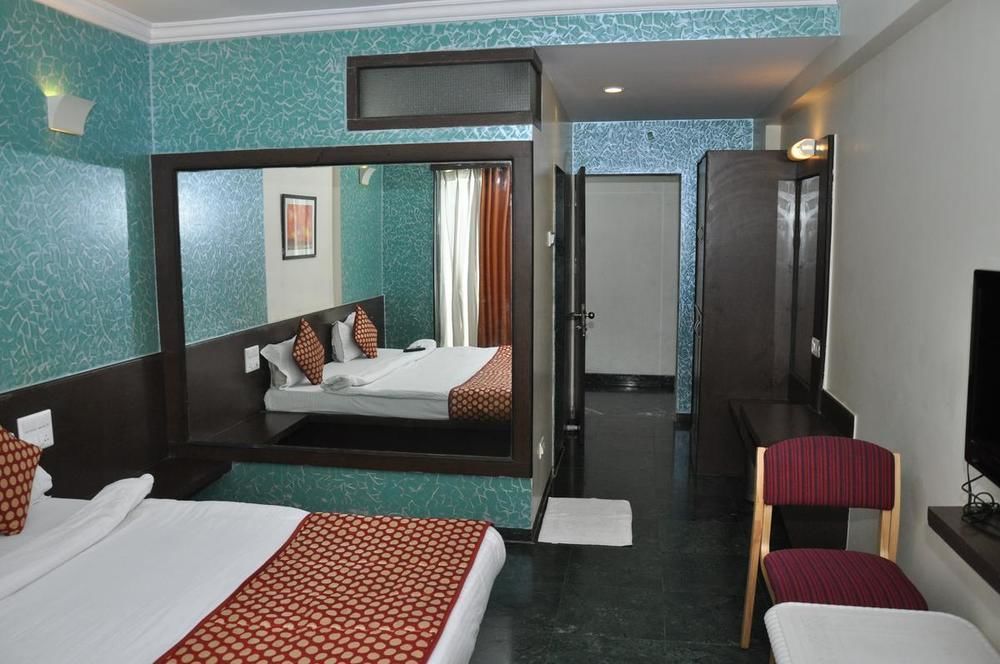 Hotel Sai Suraj Park Shirdi Bagian luar foto